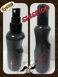 shiseido stage works powder shake 乜東東 嘻 佢係用來幫你個頭變成獅子狗咁 因為我頭髮 髮量唔多 所以個頭有時就好塌 呢支嘢就可以幫你啲頭髮增加空氣咁 令佢可以蓬鬆好多 尤其是在你做捲 shiseido pepper grinder stuffed peppers
