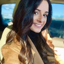 Lucy Ebeling's Instagram, Twitter & Facebook