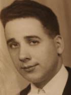 Earl Chellis View Photos