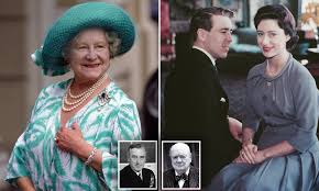 Queen elizabeth ii leaves heathrow airport for an official visit to jamaica just 72 hours after the funeral of her sister princess margaret. How Princess Margaret Secretly Destroyed Thirty Sacks Of The Queen Mother S Letters Daily Mail Online