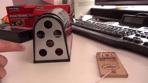 Here's what you should know about electronic the abco tech humane rodent killer is a sturdy device that delivers a lethal shock to rodents as they enter with a smart wireless circuit sensor. Mouse Rat Electrocution Killer By Pest Stop Youtube