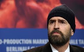 Ator Rupert Everett diz que gays são tratados como cidadãos de segunda  classe em Hollywood