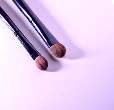 الشدو الوردي من فوريفر اسمه pink blush الذهبي اسمه gold. Reemooh Beauty Coastal Scents Brush Set ÙØ±Ø´ ÙƒÙˆØ³ØªØ§Ù„ Ø³Ù†ØªØ³ Ø§Ù„Ù…Ø¬ÙˆØ¹Ø© Ø§Ù„Ø³ÙˆØ¯Ø§Ø¡