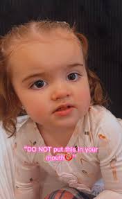 She's in love @everyone