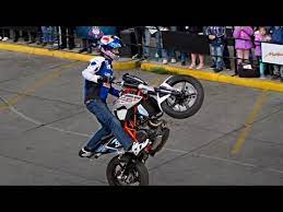 Ktm #ktm bike stunt #ktm stunts my second video of ktm bike stunts videos in warangal. Sport Bike Stunt Riding In Santa Cruz Aaron Colton 2013 Bolivia Youtube