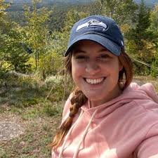 Jessica Seligman's Instagram, Twitter & Facebook