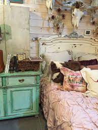 A tour bus makeover with the junk gypsies. Pin On Texas Antiques Week