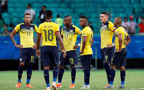 Jun 21, 2021 · de acuerdo con los colegas de espn mx, renato ibarra no reportó para los exámenes médicos del américa. El Combinado De Ecuador Se Queda Con 22 Renato Ibarra Deja La Concentracion Por Su Lesion Entornointeligente