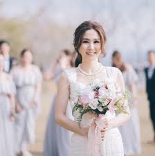 Kana hanazawa (花澤 香菜, hanazawa kana, born february 25, 1989) is a japanese actress, voice actress and singer. 5å¤§äººæ°£é«˜è³ªçµ²èŠ±èŠ±çƒæŽ¨ä»‹ é™„çµå©šæ€é¸çµ²èŠ±çƒçš„6å€‹å¥½è™•