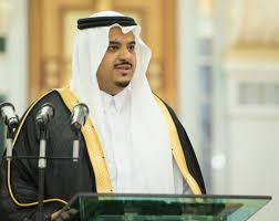 أمير منطقة الرياض يكرم البطل سلطان الدوسري الذي انقذ محطة الوقود و يعطيه سيارة( السالفة كاملة ). Ø¥Ù…Ø§Ø±Ø© Ù…Ù†Ø·Ù‚Ø© Ø§Ù„Ø±ÙŠØ§Ø¶ Sur Twitter Ø£Ù…Ø§Ù… Ø®Ø§Ø¯Ù… Ø§Ù„Ø­Ø±Ù…ÙŠÙ† Ø§Ù„Ø´Ø±ÙŠÙÙŠÙ† Ø³Ù…Ùˆ Ø§Ù„Ø£Ù…ÙŠØ± Ù…Ø­Ù…Ø¯ Ø¨Ù† Ø¹Ø¨Ø¯Ø§Ù„Ø±Ø­Ù…Ù† Ø¨Ù† Ø¹Ø¨Ø¯Ø§Ù„Ø¹Ø²ÙŠØ² Ù†Ø§Ø¦Ø¨ Ø£Ù…ÙŠØ± Ù…Ù†Ø·Ù‚Ø© Ø§Ù„Ø±ÙŠØ§Ø¶ ÙŠØ¤Ø¯ÙŠ Ø§Ù„Ù‚Ø³Ù…
