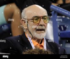 Sean Cummings's Instagram, Twitter & Facebook