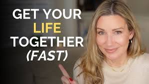 Sabrina Pace's Instagram, Twitter & Facebook