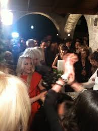 «δεν το είδατε στα δικά μου τα social media. Zeta Doyka Nikos Karbelas