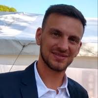 100+ perfiles de «Seitz»