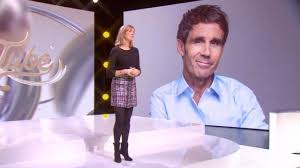 The first generation to reach adulthood in the new millennium, millennials are the young technology gurus who thrive on new innovations, startups, and working out of coffee shops. The Mini Skirt Isabelle Ithurburu In The Tube Of The 13 01 2018 Spotern