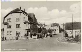 It is situated approximately 4 km southwest of neunkirchen, and 15 km northeast of saarbrücken. Spiesen Elversberg Elversberg Ortseingang