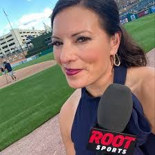 Addison Wong's Instagram, Twitter & Facebook