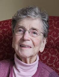 Annie Jack's Instagram, Twitter & Facebook