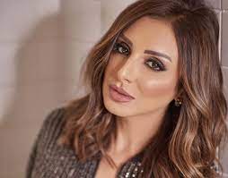طريقة عمل مكياج سهرة مستوحى من الفنانة انغام مجلة هي احسان علوه الأربعاء29 كانون الثاني يناير 2020 14 54 تشتهر الفن long hair styles hair styles beauty