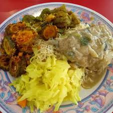 Get the nutrition lowdown on all your favourite malaysian foods and everything in between. 6 Ways To Eat Healthy When You Hang Out At The Mamak