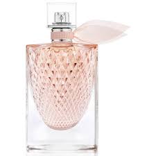 A true embodiment of lancôme's heritage, la vie est belle's luxe perfume bottle, named the crystal smile, was first designed in 1949 to capture the founder's vision of femininity represented in the shape of a smile. Lancome La Vie Est Belle L Eclat Edt 50 Ml