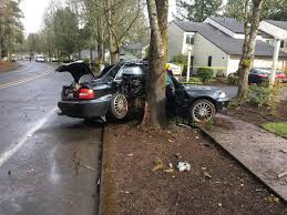 The fiery collision occurred in the vicinity of happy valley road and erika. Police One Teen Dies In Car Crash After Hitting A Tree In Salem 4 Others Injured Local News Kptv Com
