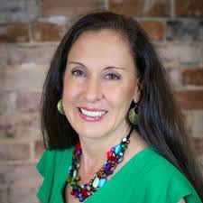 Elaine Earle's Instagram, Twitter & Facebook