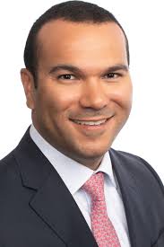 Samuel Zarzuela's Instagram, Twitter & Facebook