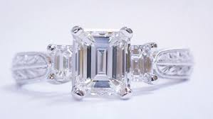 Where to get jewelry appraised for free. Denver Diamond Appraisers Get A Free Ring Appraisal In Colorado