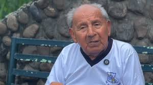 José 'Pájarito' Martínez Holguín: la leyenda del fútbol carbense. 🇮🇳⚽🥅