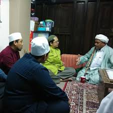 Our trainers are endorsed by asatizah recognition board as certified asatizah with a minimum of main asatizahs: Sesi Perkongsian Bersama Ustaz Abu Zaky Nasihat Kpd Para Asatizah By Ahmad Rushdy