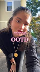 Maggie Mcmanus's Instagram, Twitter & Facebook