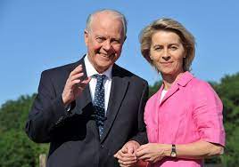 Among von der leyen's measures to address germany's low birth rate were the implementation of paid parental leave from work following the birth of a child and a. Ursula Von Der Leyen Ihr Leben Ihre Familie Ihre Musikkarriere