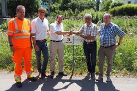 View the profiles of professionals named thomas mueller on linkedin. Schild Mit Wappen Am Regionalen Radweg Enthullt
