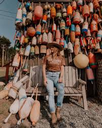Kathmandu clothing is a wholesale bohemian clothing supplier based in kathmandu. Where To Buy Chic Bohemian Style Clothing The Best Boho Brands Online Shops