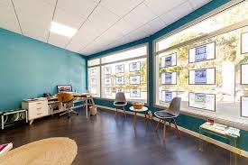 Chic Immobilier Des Biens Qui Sortent De L Ordinaire Adresses Incontournables Logement Immobilier Bien Immobilier