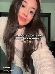 How to Embrace Rory Gilmore-Inspired Fashion in College