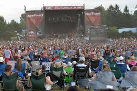 Each festival offers entertainment on multiple stages. Country Thunder Comes To A Close After Fun Filled Weekend Of Headline Entertainment Cdx Nashville