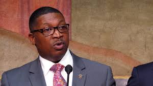 Democrats face challenge in keeping Louisiana governor's mansion