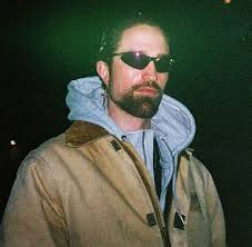 Bom Comportamento 2017 Robert Pattinson Robert Douglas King Robert