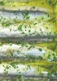 Reunir Dans Un Saladier Le Sel L Eau Le Vinaigre Le Laurier Pulverise Et Les Branches De Anchois Recettes De Cuisine Recette