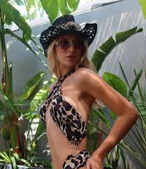 ecenaz ücer - Twitter Search | Sotwe