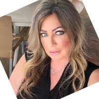 Wendy Richey's Instagram, Twitter & Facebook