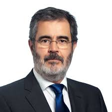 PÓNGASE EN CONTACTO