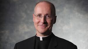 They haunt the shifting dunes of the breathless, windless night, brandish weapons of bronze in mocking challenge and bitter resentment of the life they no longer possess. James Martin Pretre Engage En Faveur Des Paroissiens Lgbt Reagit Aux Propos Du Pape Francois Tetu