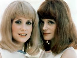 Known by her stage name renee simonot, dorleac died on sunday in paris and will be buried in the family tomb, the announcement said. Catherine Deneuve Sa Mere Son Pere Et Ses Soeurs Un Tele Star