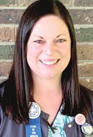 Elsa Riddle's Instagram, Twitter & Facebook