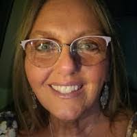 Amber Thain's Instagram, Twitter & Facebook