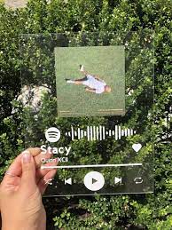 Without Cricut How To Create Glass Spotify Wall Decor Plaque Modarabbit Placas De Vidro Quadro De Vidro Decoracao De Discos