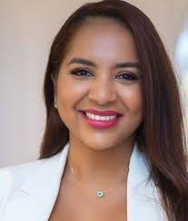 Sandra's Nails Caracasbaaiweg